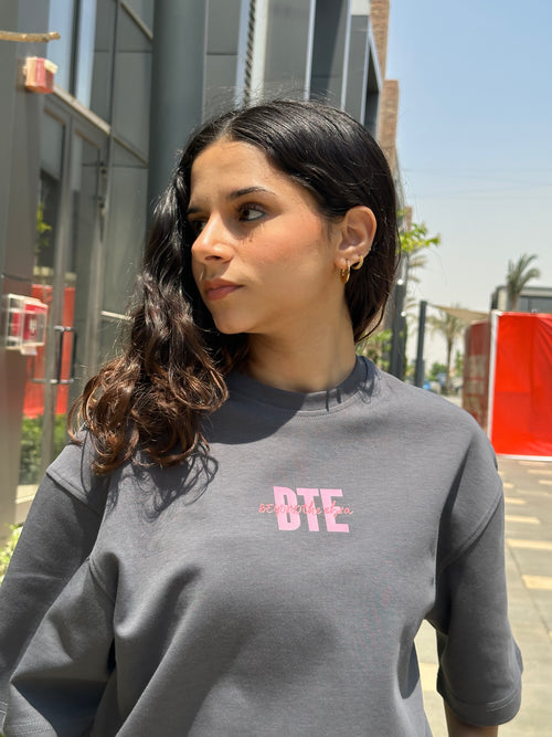 ALL WE NEED IS LOVE OVERSIZED T-SHIRT